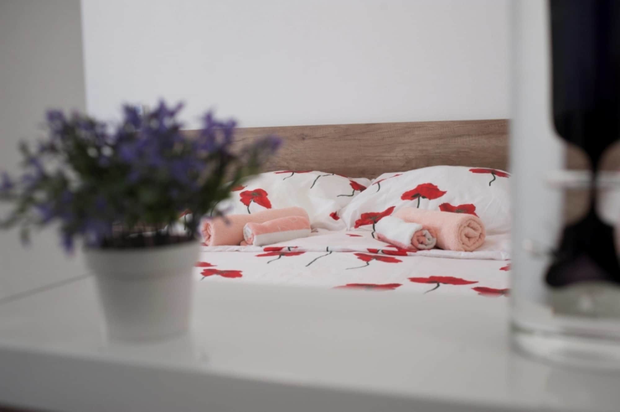B&T Apartments Будва Екстер'єр фото